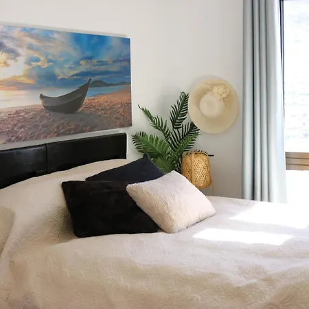 Appartamento Big Sun Terrace Renovated 2-bedroom Luxury Duplex *