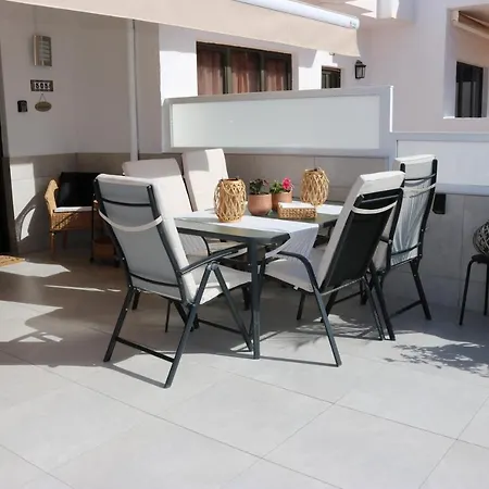 Appartement Big Sun Terrace Renovated 2-bedroom Luxury Duplex *