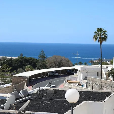 Big Sun Terrace Renovated 2-bedroom Luxury Duplex Appartement *