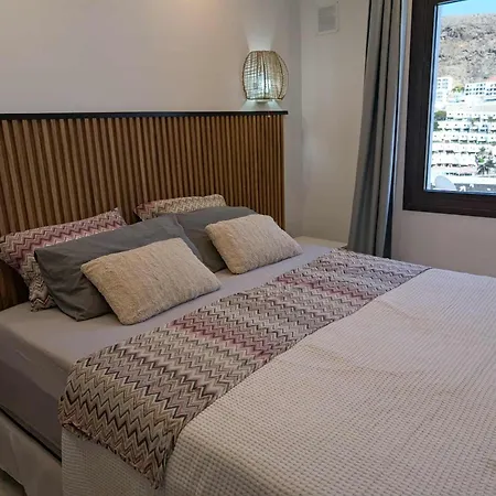 Big Sun Terrace Renovated 2-bedroom Luxury Duplex Appartement *